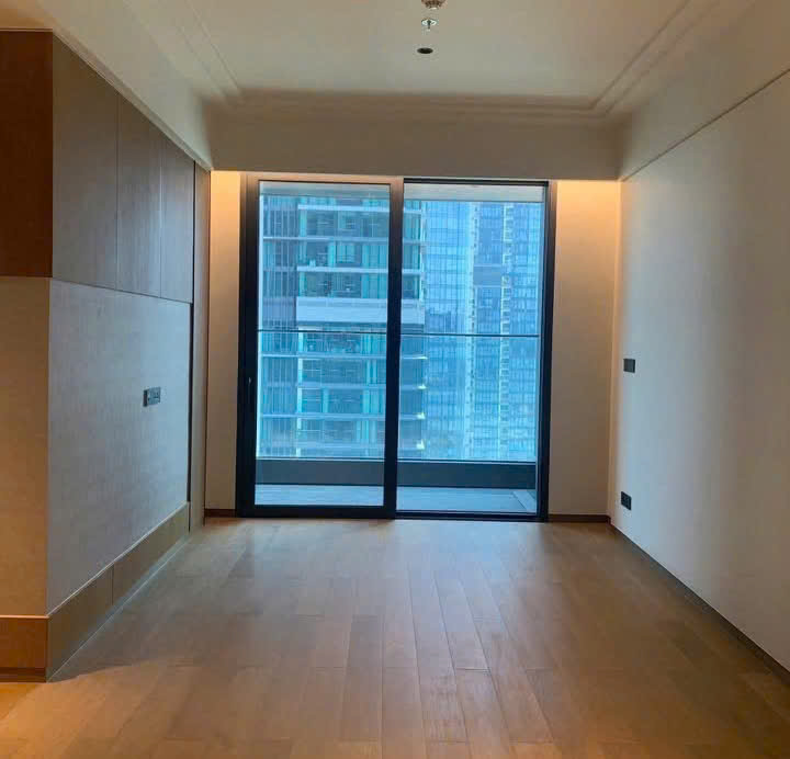 Basic furnished 1 bedroom apartment for rent at Grand Marina Saigon with Lotus Park view
