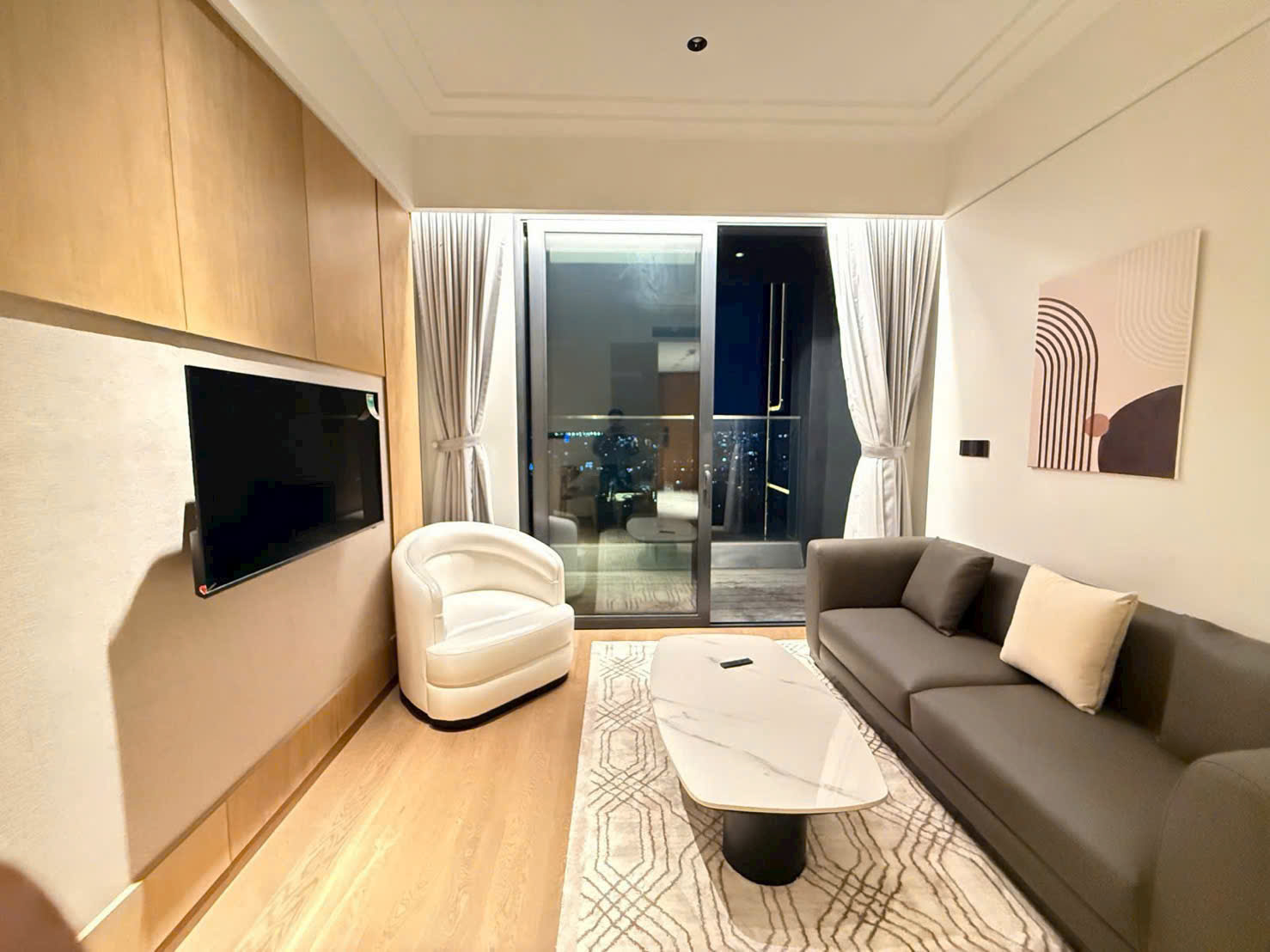 Cho thuê căn hộ Grand Marina Saigon 1 phòng ngủ full nội thất hiện đại tiện nghi