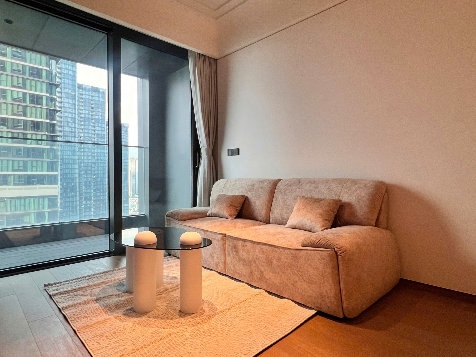 Luxury 2 bedroom apartment for rent at Grand Marina Saigon Sea Tower