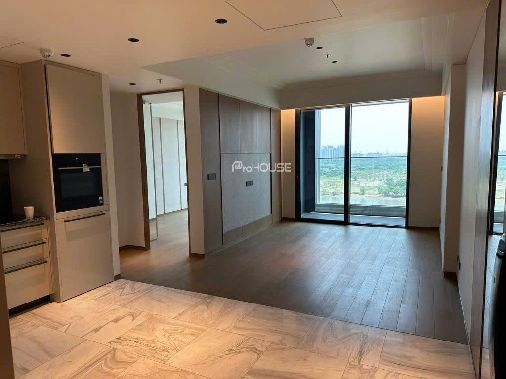 Bán căn hộ 1 phòng ngủ view sông tại Grand Marina Saigon với nội thất cơ bản