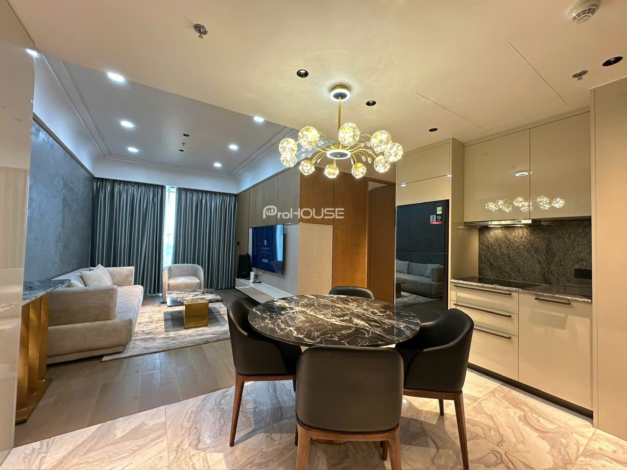 Cho thuê căn hộ 2 phòng ngủ tại Grand Marina Saigon | Tầng cao | View sông | Đầy đủ nội thất